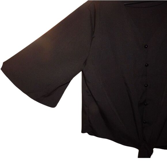 women's x-large solid jet black v-neck button front flowy sleeve blouse - Picture 3 of 6